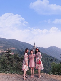 Váy hoa vintage