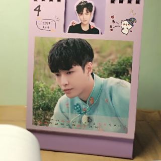 Lịch Để Bàn 2019 Lay