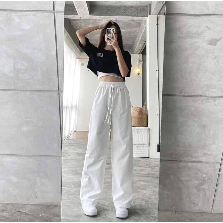 Sét 3 Món Croptop LOGO Thêu Ngực - Set Bộ Nữ 3 Món Trẻ Trung Kèm Quần Ống Suông Culltes Dày Mịn Thoáng Mát