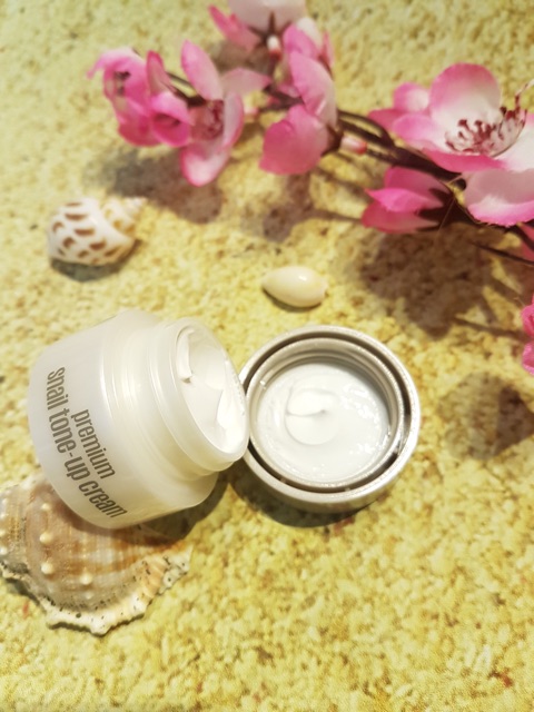 Kem Dưỡng Trắng Nâng Tone Da Goodal Premium 10ml | BigBuy360 - bigbuy360.vn