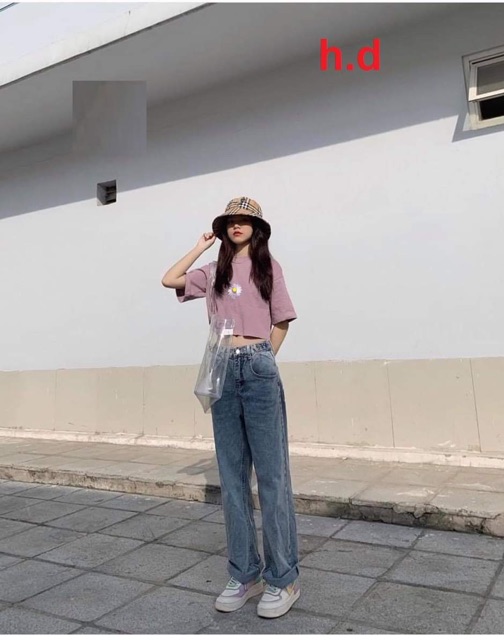 Sét áo croptop hoa cúc in trắng + quần bò ống rộng HĐ12