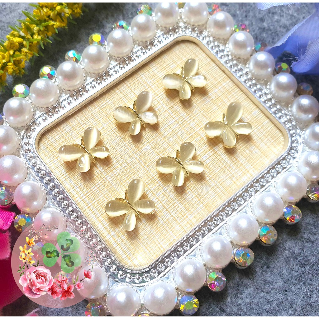 Mã CR157 - CR297. Charm kim loại đính đá trang trí móng siêu xinh.