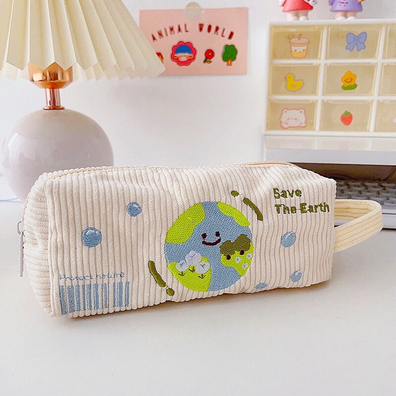 Bóp viết Nhung hoạ tiết thêu  bắt mắt