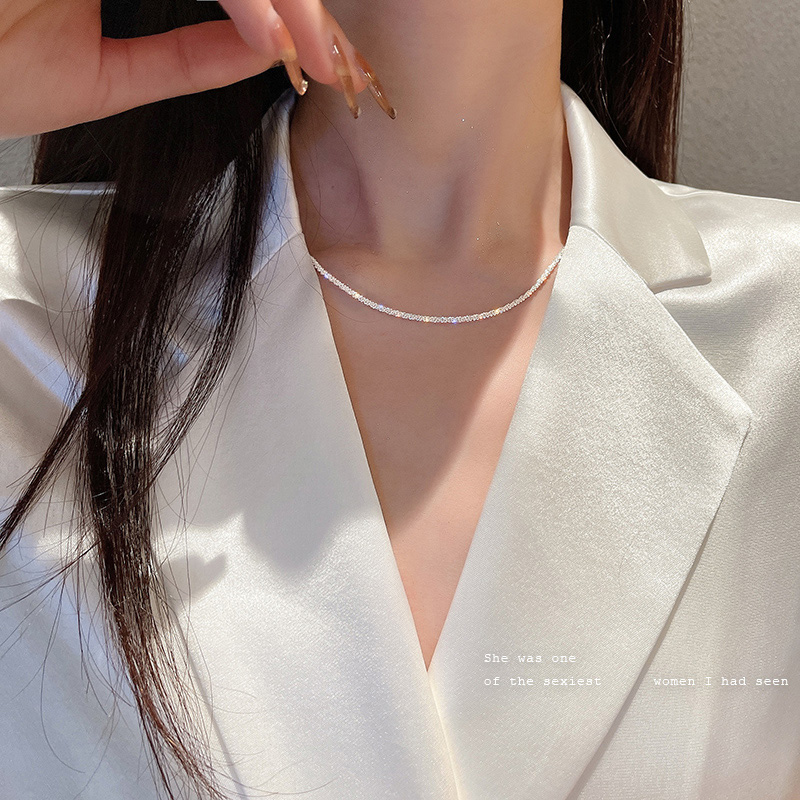 Vòng Đeo Cổ Sang Trọng Cho Nữ