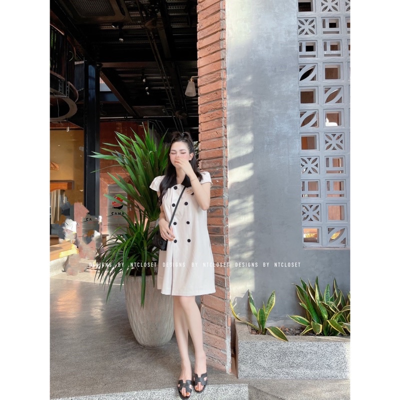 Váy suông cổ đen NT closet