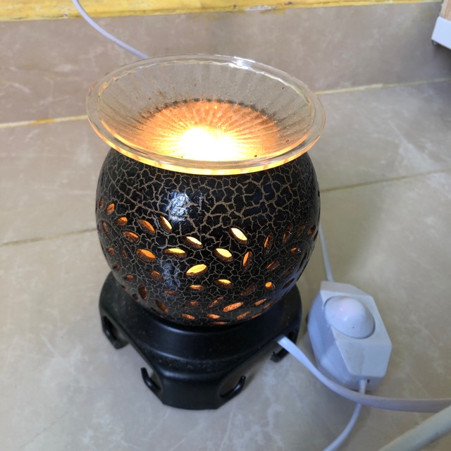 Đèn xông tinh dầu