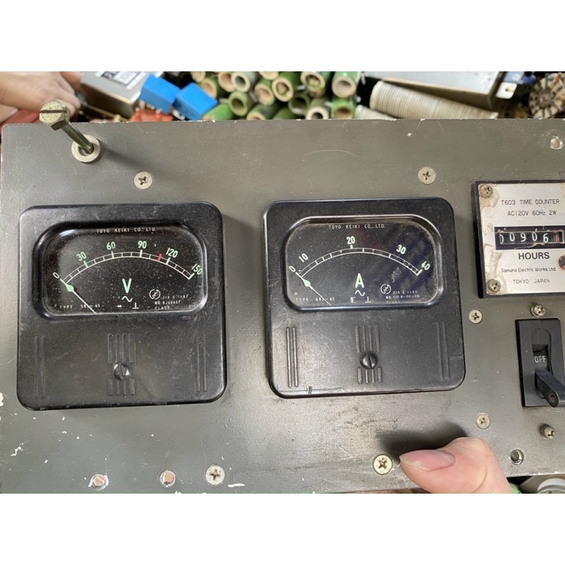 Bảng đồng hồ Vôn Ampe dã máy quân sự 0 - 125v