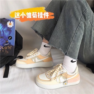 [ORDER] Giày ulzzang hoa cúc (tặng dây và tag hoa)