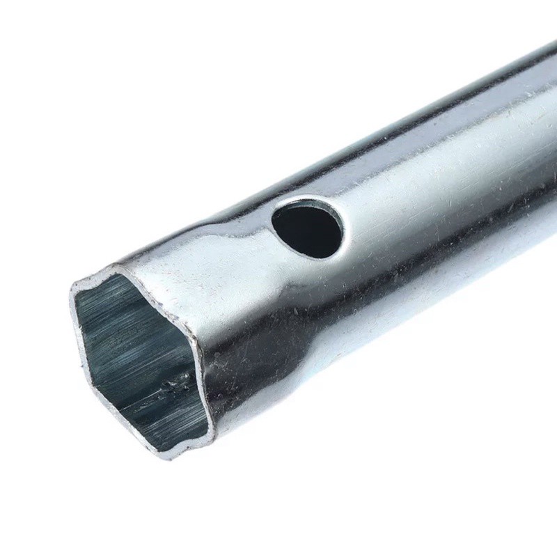 01 Cái Típ Mở Bugi Dài 20cm .