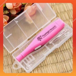 Dụng cụ lấy ráy tai có đèn an toàn cho bé