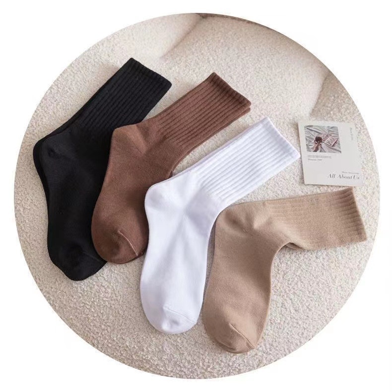 Vớ cotton Cổ Cao Màu Trắng Đen Thời Trang Thu Đông Cho Nữ