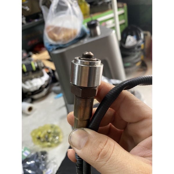 Ốc hàn cổ bô gắn sensor oxi.
