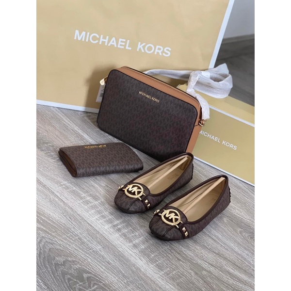 Giày bệt Michael Kors nữ - Hàng full box, nhập Mỹ, cam kết Authentic trọn đời