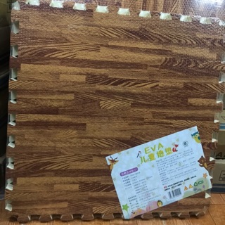 Bịch 6 tấm xốp ghép trải sàn hình vân gỗ kích thước 60x60cm dày 1cm