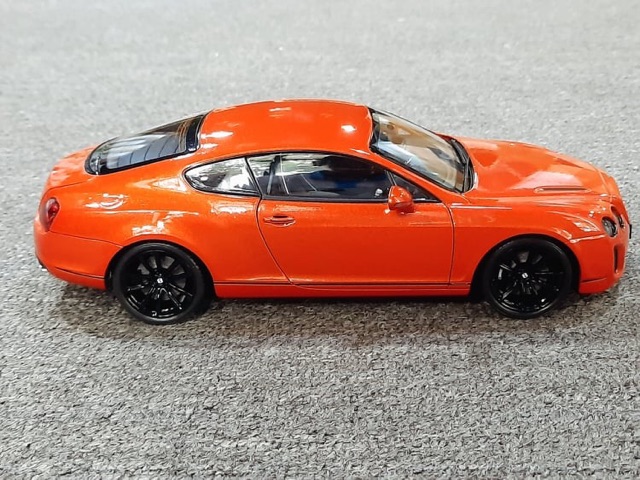 Xe Mô Hình Bentley Continental Gt 1:18 Welly-Fx (Cam)