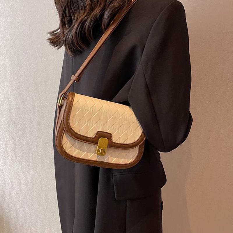 Ielgy Túi Xách Đeo Vai Hình Vuông Nhỏ Siêu Hot Phong Cách Retro Phổ Biến Cho Nữ