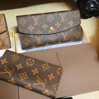 Ví lv full box