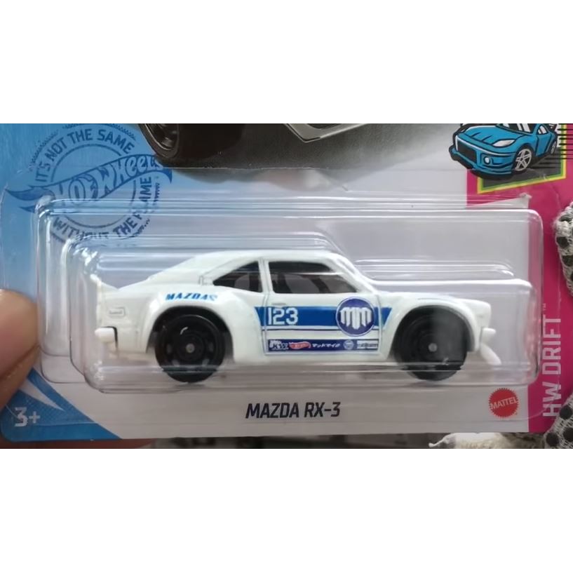 Xe mô hình Hot Wheels 2021 F Case ( thùng F part 2 )