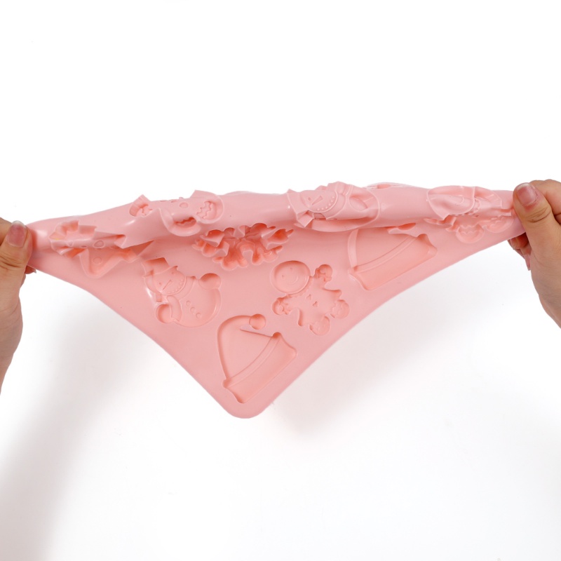Khuôn Silicone 12 Ngăn Hình Người Tuyết / Người Tuyết Làm Xà Phòng / Socola Trang Trí Bánh