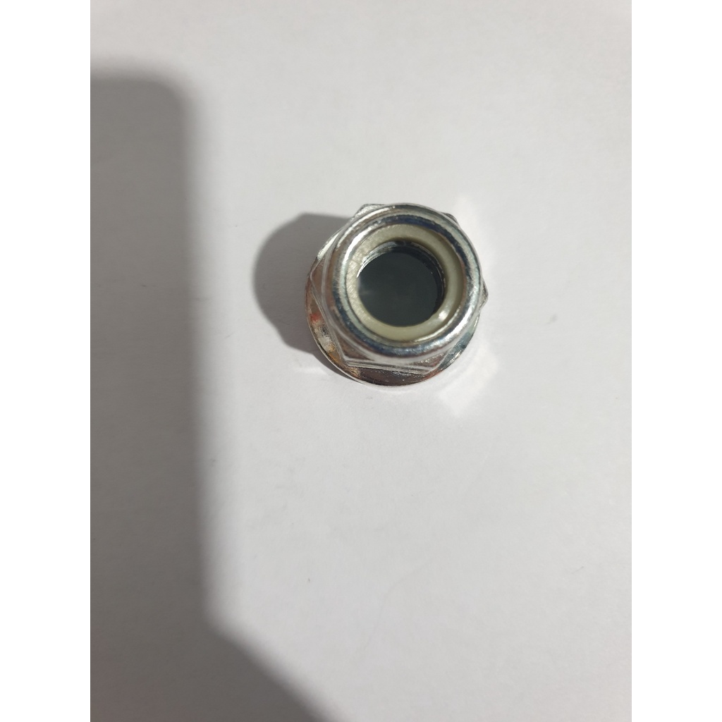 ỐC GẮN ĐẦU BÒ MÁY CẮT CỎ HU 143/541