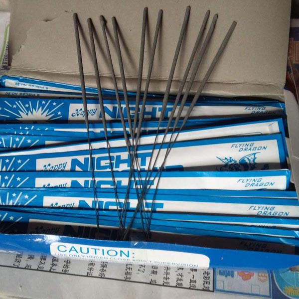 Combo 400 que pháo bông sinh nhật, pháo bông que LOẠI 1 Dài 20cm - vattusukien.com