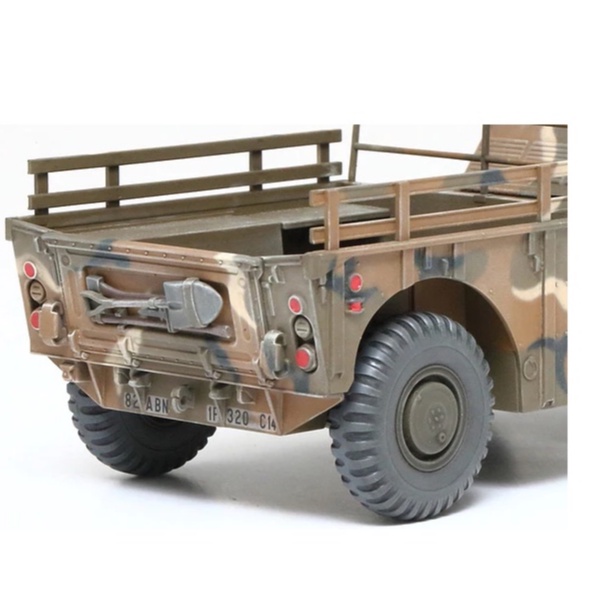 Mô hình xe tải chở hàng quân sự 1/35 SCALE U.S. 6X6 CARGO TRUCK M561 GAMA GOAT TAMIYA 35330 - mô hình trưng bày, sa bàn