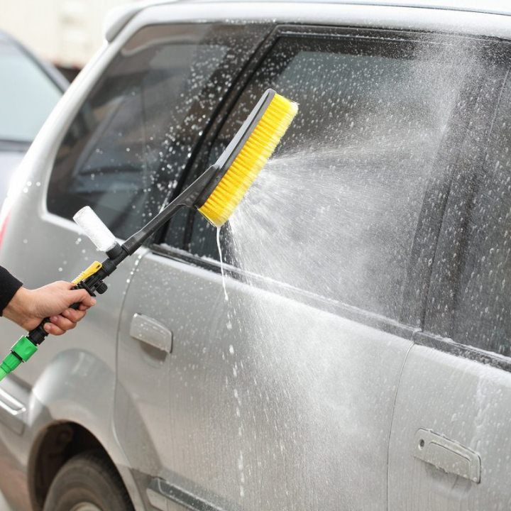 Chổi rửa xe máy, ô tô (có vòi nước, khay đựng xà bông)
