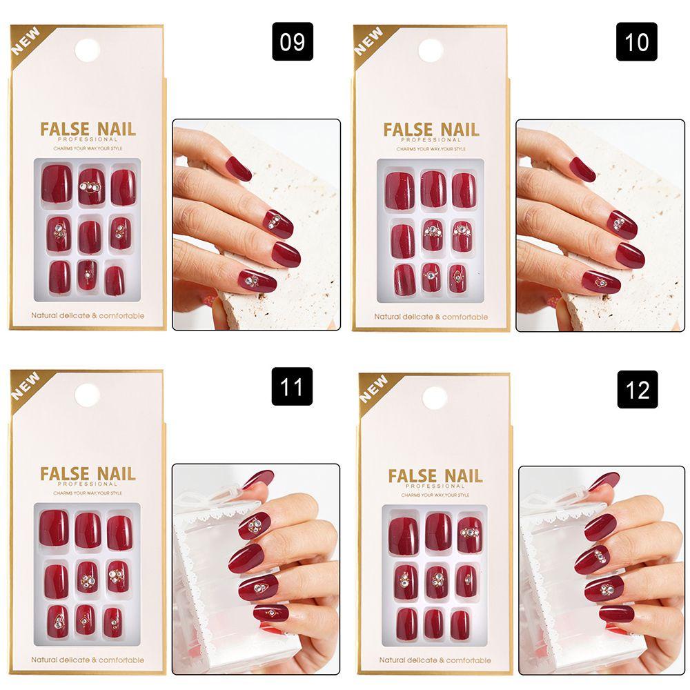 ME Bộ 24 Móng Tay Giả Ngắn Dạng Ấn