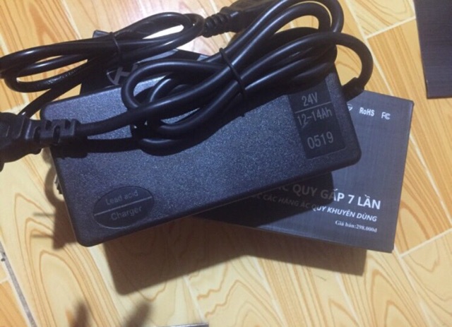 Sạc 24v-12ah