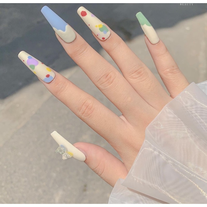 nailbox móng úp tiểu thư