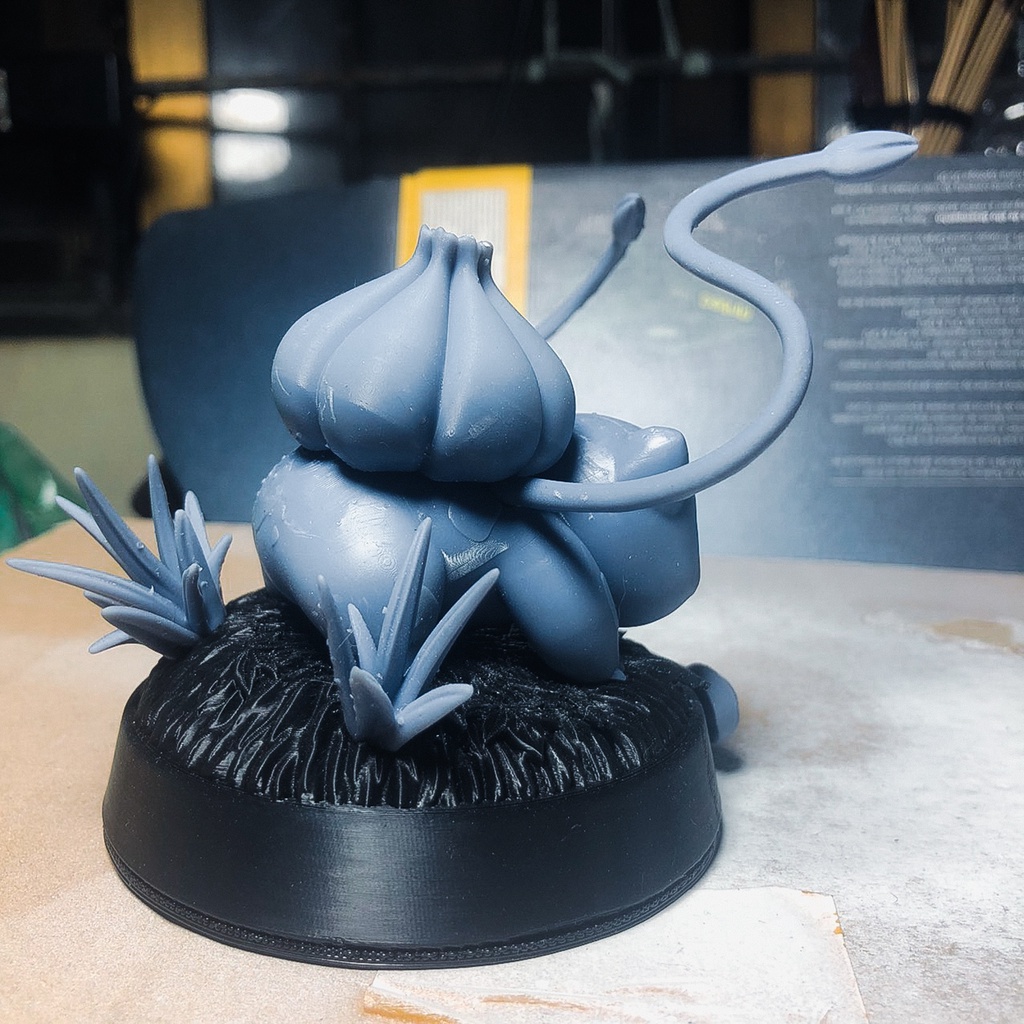 Mô Hình Bulbasaur Pokemon  Bằng Chất Liệu Nhựa Resin - Cao 9 cm