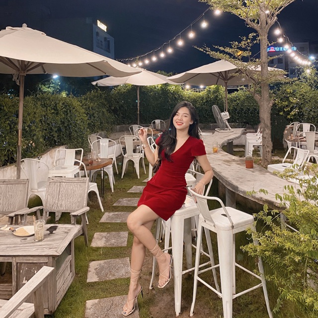 Váy Nhung Cổ Tim Tay Hến A1001