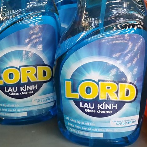Nước lau kính Lord 580ml vệ sinh bề chống bám vân tay dùng cho nhà hàng, khách sạn, phòng tập
