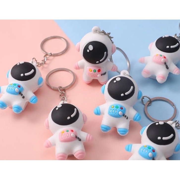 Móc Khóa Hình Phi Hành Gia Hoạt Hình Dễ Thương