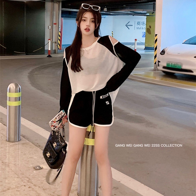 Áo Thun Tay Dài Dáng Rộng Hở Vai Phối Màu Tương Phản Thời Trang Mùa Hè Dành Cho