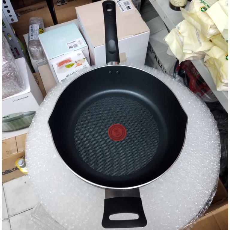 Tefal- dùng được bếp từ- chảo sâu lòng có quai Day By Day size 28cm G1436606, hàng chính hãng