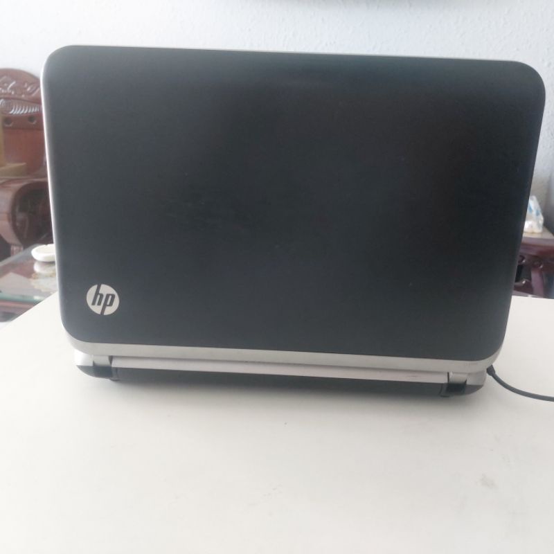 Laptop HP mini 10 inch Win 8 đầy đủ phụ kiện phần mềm cơ bản