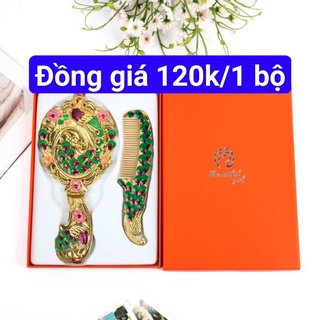 Bộ gương lược cổ trang