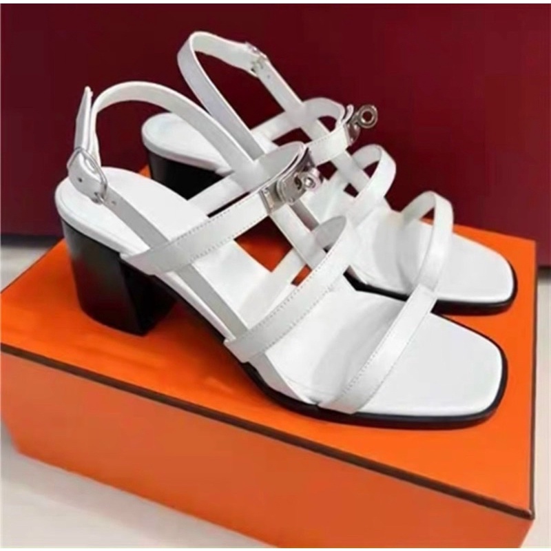 HÀNG VỀ!!Sandal hm quai ngang gót trụ hàng xịn Quảng Châu FULLBOX