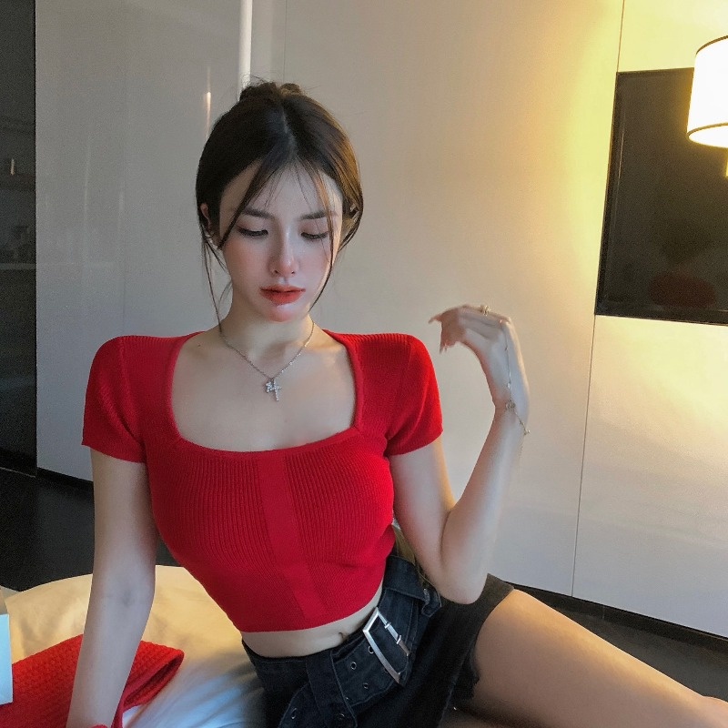 Áo Thun Tay Ngắn Cổ Vuông Dáng Ôm Màu Đen Thời Trang Mùa Hè Xinh Xắn Cho Nữ