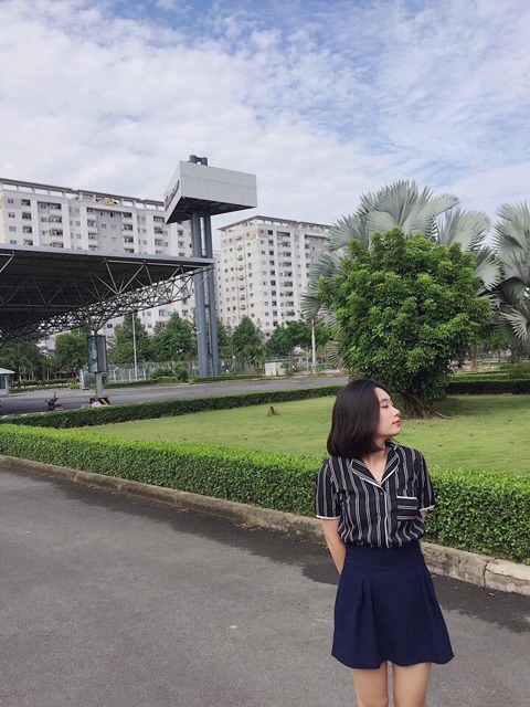 Áo Sơ Mi Sọc Cổ Vest