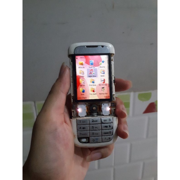 Điện thoại cũ cổ hiếm Nokia 5700 lên nguồn, màn khá, bán xác