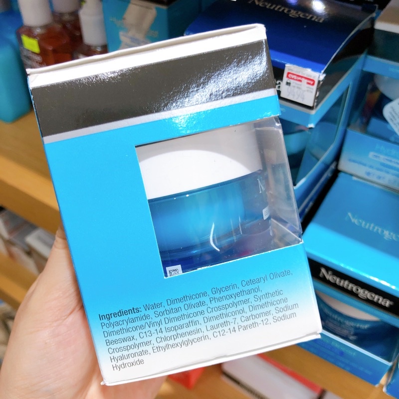 Kem dưỡng Neutrogena Hydro Boost Gel Cream Extra – Dry Skin