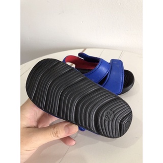 Sandal siêu nhẹ bé trai