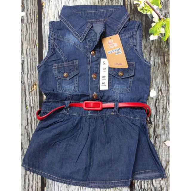 Đầm denim sát nách