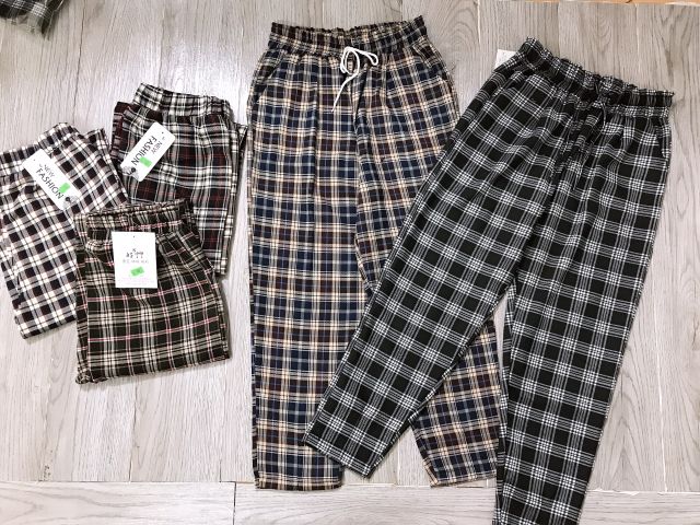 Quần baggy kẻ caro trẻ trung năng động