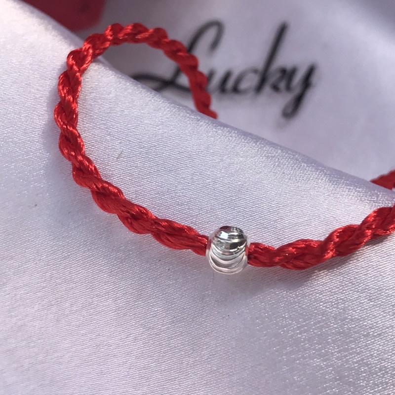 Sợi chỉ đỏ may mắn gắn bi bạc | Lắc tay chỉ đỏ bi bạc | Lucky Silver