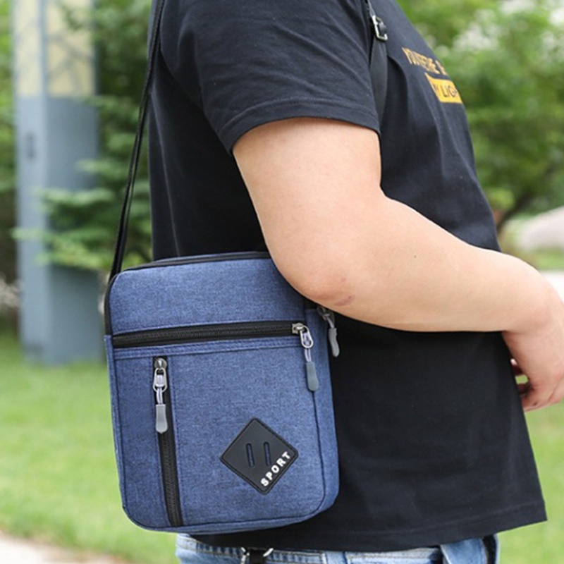 Túi Đeo Chéo Vai Bằng Nylon Chống Thấm Nước Phong Cách Thể Thao Cho Halloween Giáng Sinh