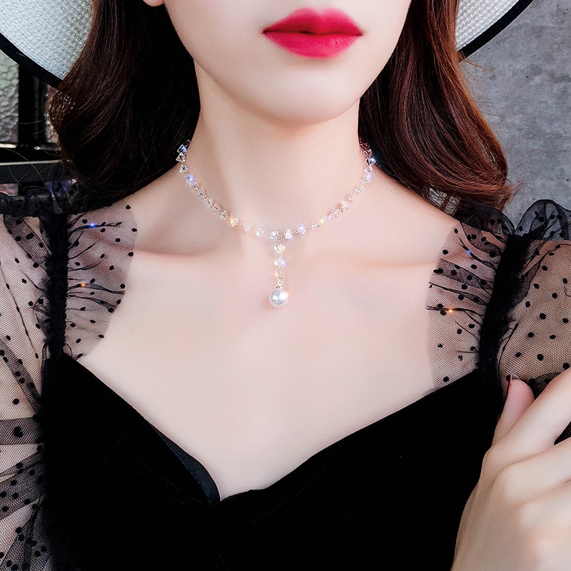 Dây chuyền đính ngọc trai nhân tạo phong cách Hàn Quốc
