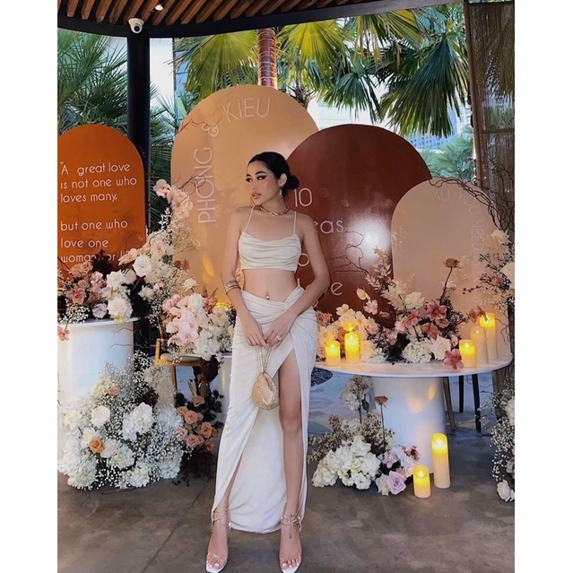 Set áo croptop nhũ 2 dây + Chân váy xẻ tà thiết kế